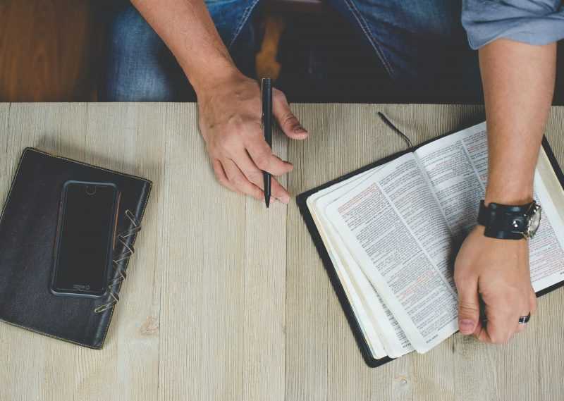 10+ Bible Verses To Strengthen Your Faith Daily