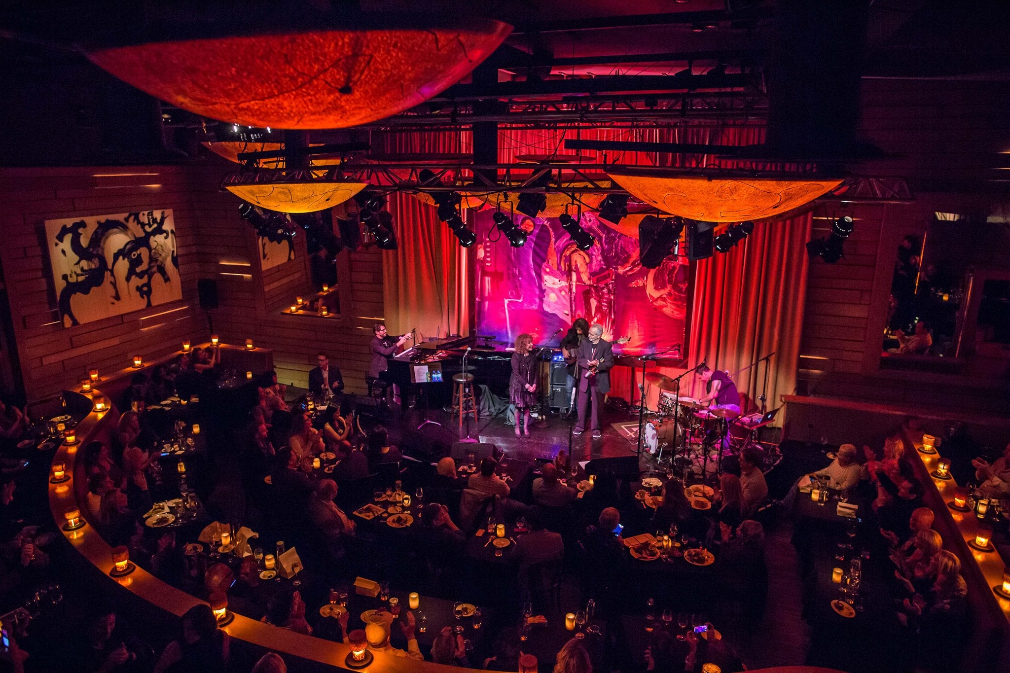 10+ Jazz Clubs To Discover Tonight