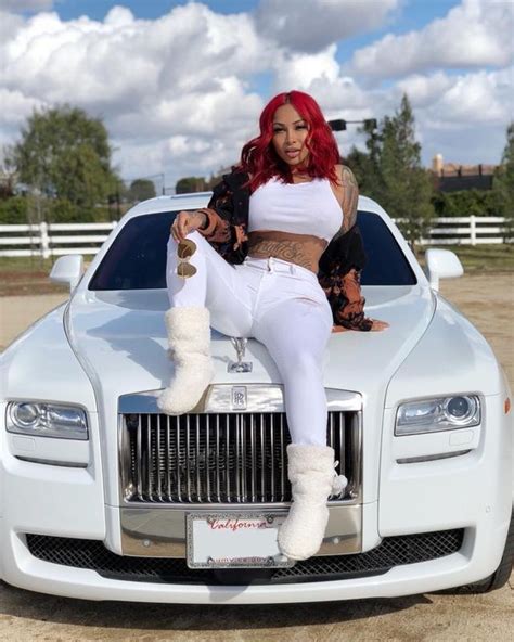 Brittanya Razavi Masturbating