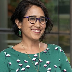 Deirdre De La Cruz