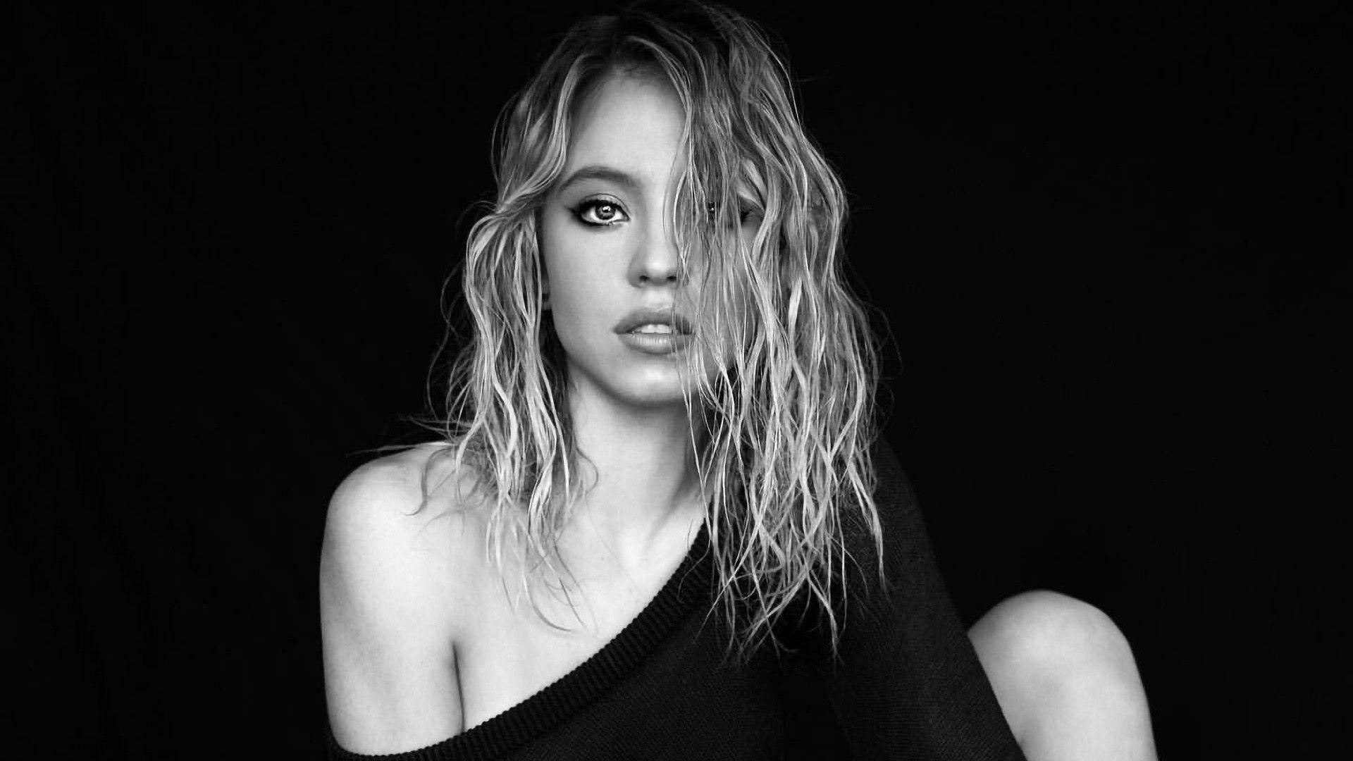 Euphoria's Sydney Sweeney: Get Behindthescenes Access