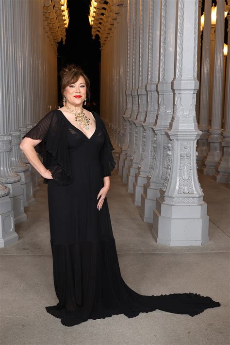 How To Find Jennifer Tilly's Best Gallery Moments? Insider Tips