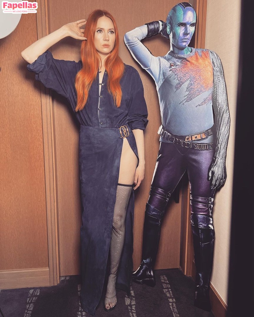 Karen Gillan Naked Nude