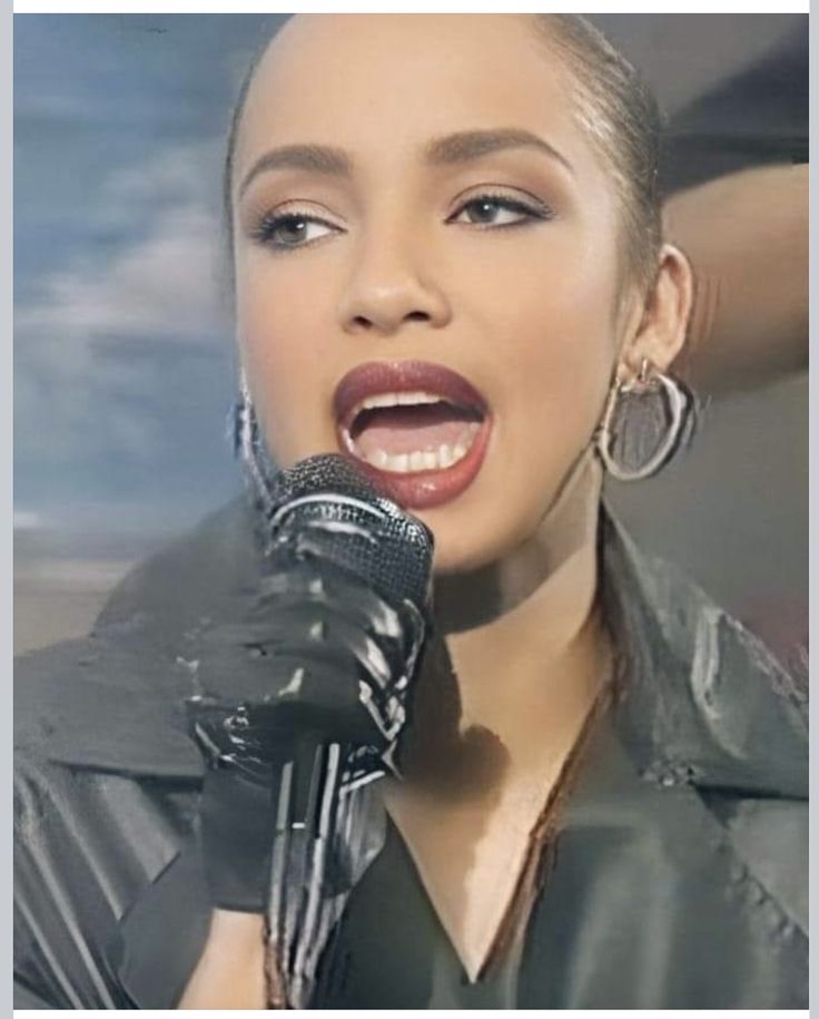 Ts Queen Sade